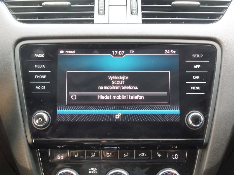 Škoda Octavia (2019) Combi ScoutLine 2,0 TDI 110kW - fotka 14 z 30