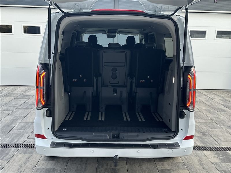 Ford Tourneo Custom 2,0 170PS  L2 Titanium X A/T 4 - fotka 46 z 58