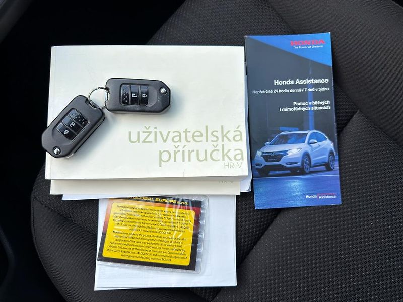 Honda HR-V 1.5 i-VTEC 96 kW 37tkm ČR - fotka 21 z 27