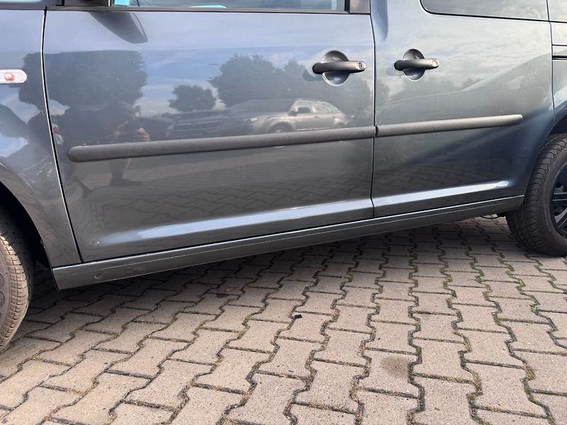 Volkswagen Caddy (2009) 1,9 TDI 77 KW 2X ŠOUPAČKY STK - fotka 18 z 45