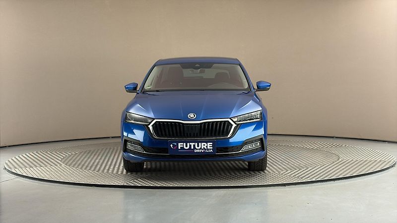 Škoda Octavia 2.0 TDI Style - fotka 3 z 27