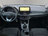 Hyundai i30 (2022) Family Smart 1.5 T-GDi 118kW, - náhled 9