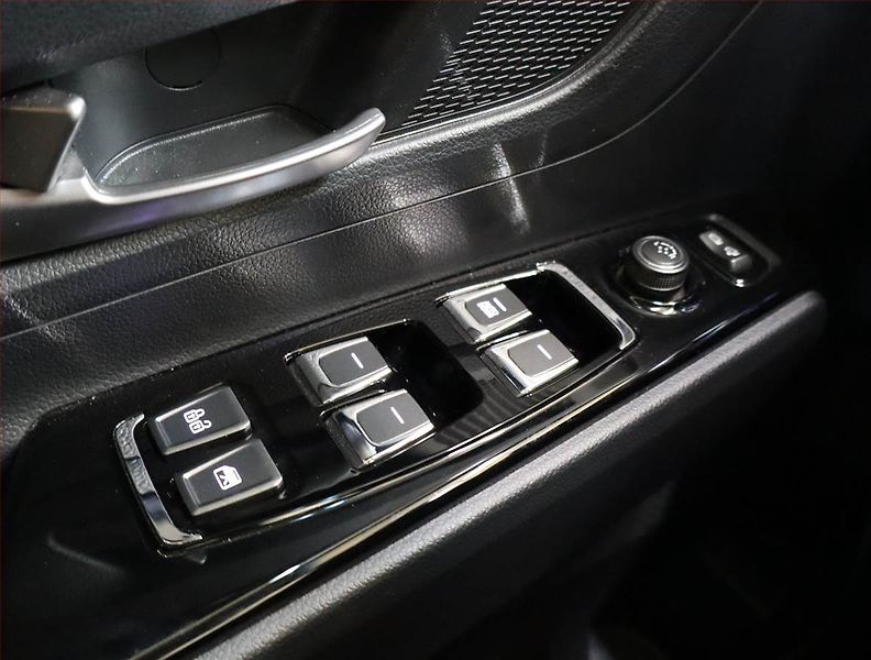 SsangYong Korando (2022) 1.5 T-GDI, Tempomat - fotka 23 z 24