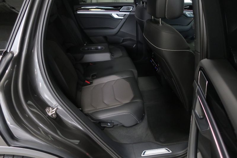 Volkswagen Touareg (2026) NEW Final Edition R Line 210kW - fotka 40 z 45
