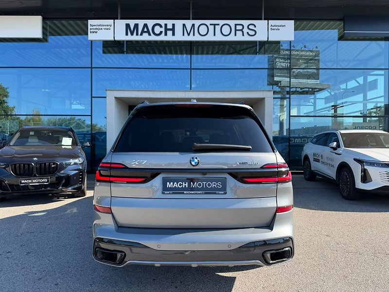 BMW X7 xDrive 40d nátáčecí náprava - fotka 12 z 32