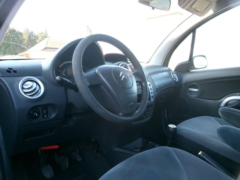 Citroën C3 (2004) 1,2i ČR DEFEND LOCK - fotka 17 z 20