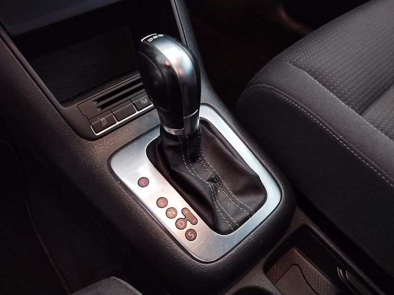 Volkswagen Golf Plus (2011) 1,2TSI,77KW,DSG,ALU,TAŽ,SER.K - fotka 25 z 42