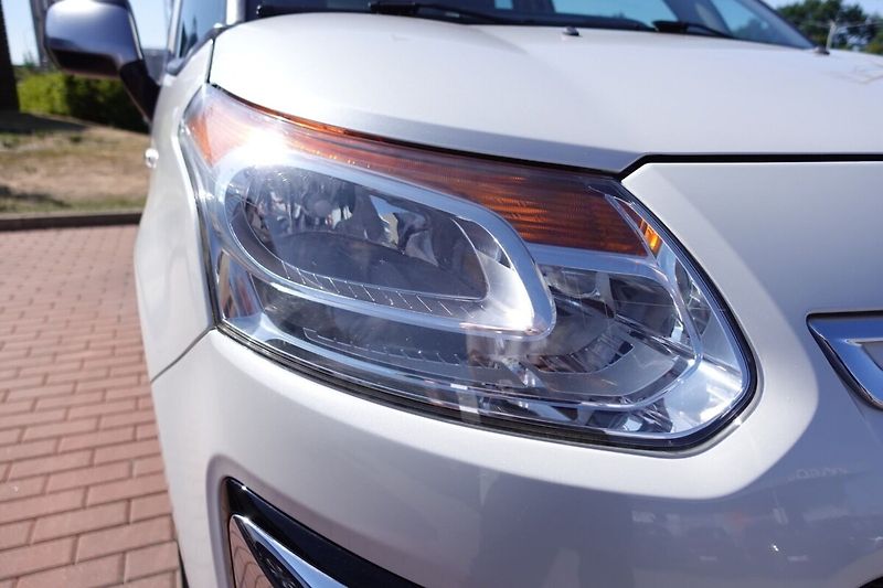 Citroën C3 Picasso 1,4VTi 70kW M/T Exclusive - fotka 26 z 26