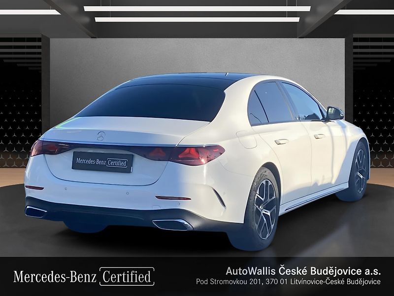 Mercedes-Benz Třídy E E 220d 4M AMG - fotka 5 z 27