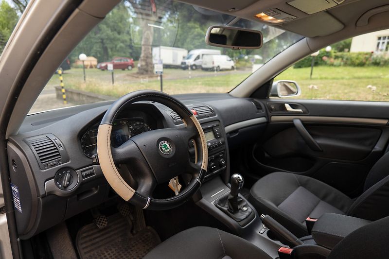 Škoda Octavia 1.9 TDI Serviska Klima BezDPF! - fotka 11 z 24