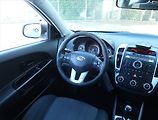 Kia Ceed (2010) 1.4 CVVT, po STK, rezervace - náhled 7