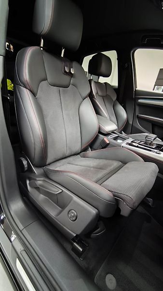 Audi Q5 (2023) Sportback S-line, B&O, Quattro - fotka 75 z 95