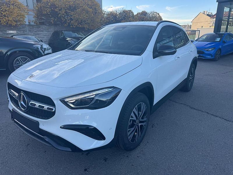 Mercedes-Benz GLA (2025) 200 d 4MATIC - fotka 3 z 24
