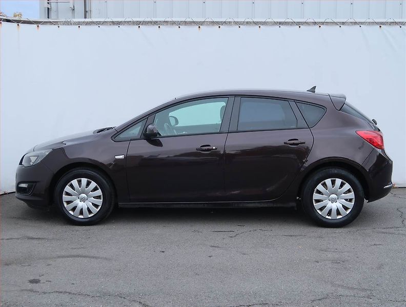 Opel Astra (2014) 1.6 CDTI, Serv.kniha, Tempomat - fotka 3 z 18