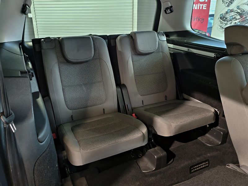 Volkswagen Sharan 2.0 TDi 125kW 7 MÍST KAMERA  - fotka 12 z 23