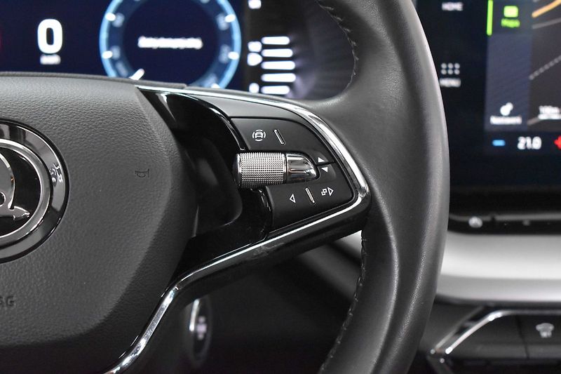 Škoda Octavia 2.0 TDI STYLE*KESSY*DPH*ČR 1.M - fotka 17 z 38