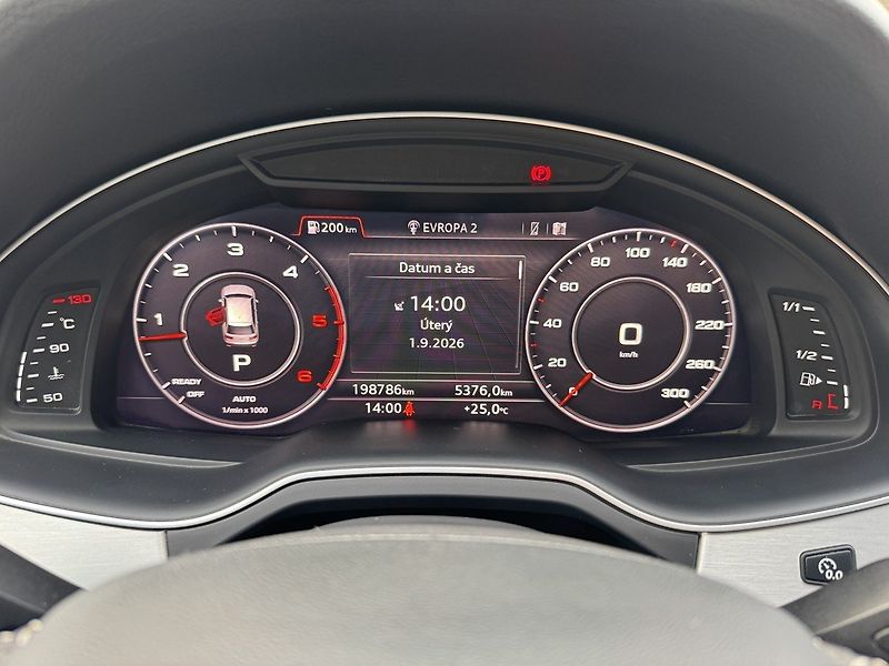 Audi Q7 (2016) 3.0TDi S-Line LED Bose Vzduch - fotka 8 z 50