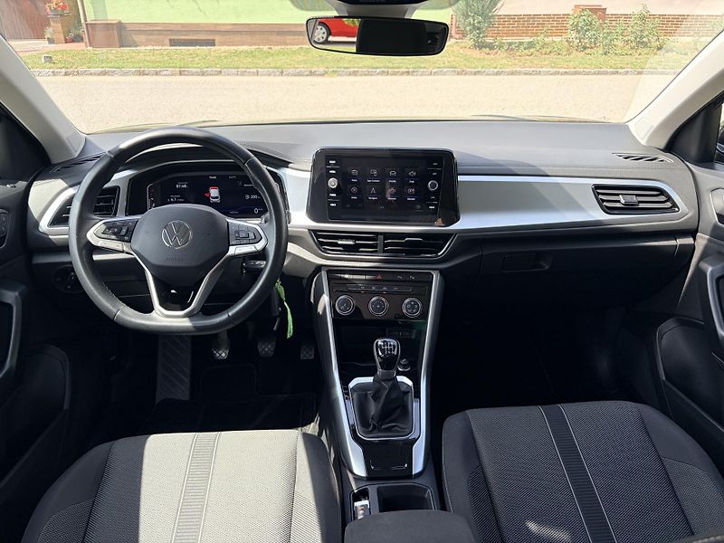 Volkswagen T-Roc 1.0TSI LED VIRTUAL REZERVACE - fotka 19 z 47