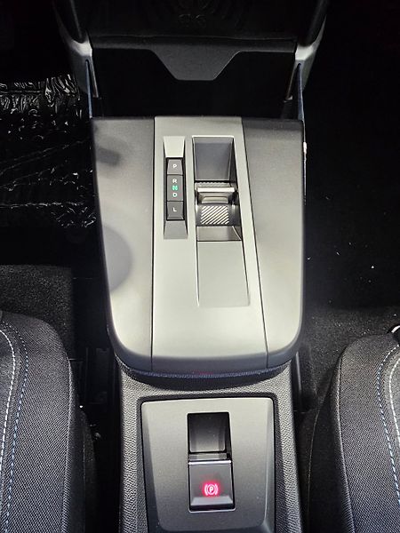 Opel Frontera Mild-hybrid Edition 110k Aut. - fotka 13 z 26