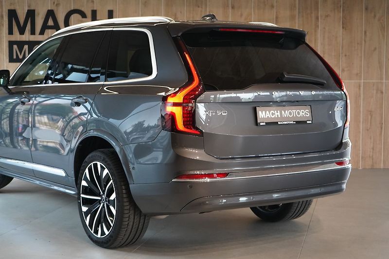 Volvo XC90 B5 PLUS Bright, Vzduch, 360° - fotka 12 z 50