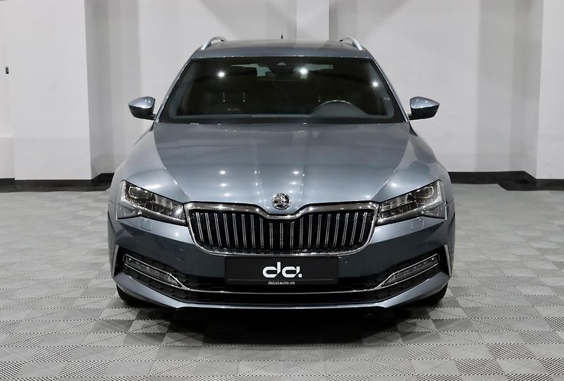 Škoda Superb 3 FL 2.0 TSI 140 kW DSG L&K  - fotka 3 z 52