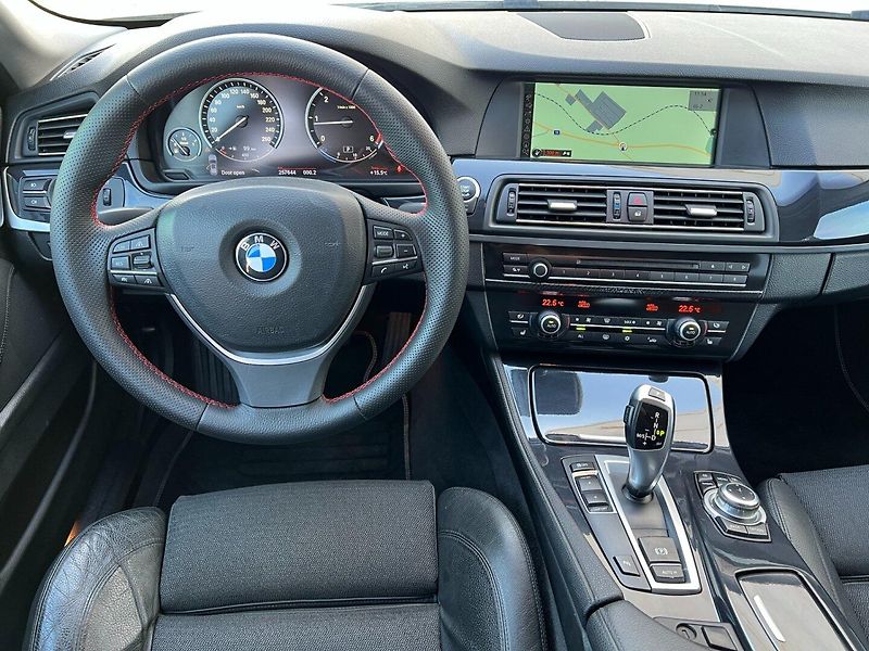 BMW Řada 5 (2012) 520d 135kW F11! ČR! - fotka 14 z 30