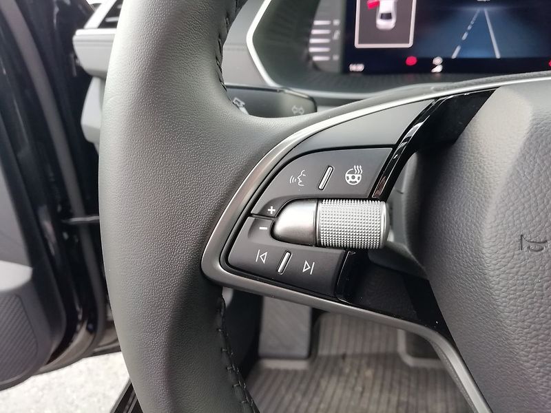 Škoda Octavia Selection 1,5 TSI 85 kW - fotka 10 z 24