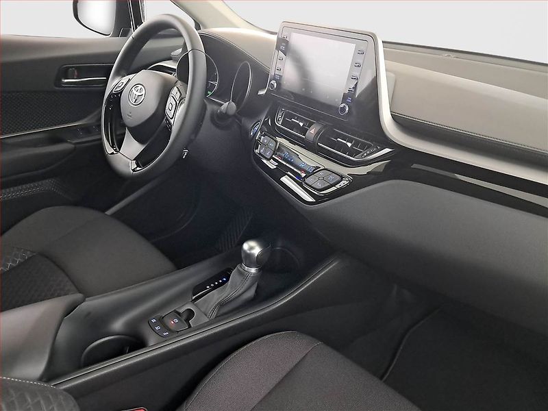 Toyota C-HR (2023) 1.8 Hybrid - fotka 21 z 21