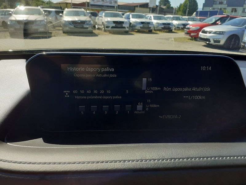 Mazda CX-30 (2021) 2.0  Skyactiv 137kw - fotka 14 z 37