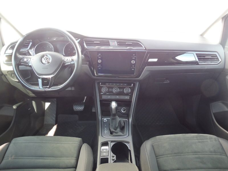 Volkswagen Touran (2019) Maraton Edition 1,5 TSI 110kW - fotka 5 z 27