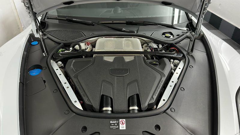 Porsche Panamera GTS / ZÁRUKA / TOP VÝBAVA  - fotka 59 z 64