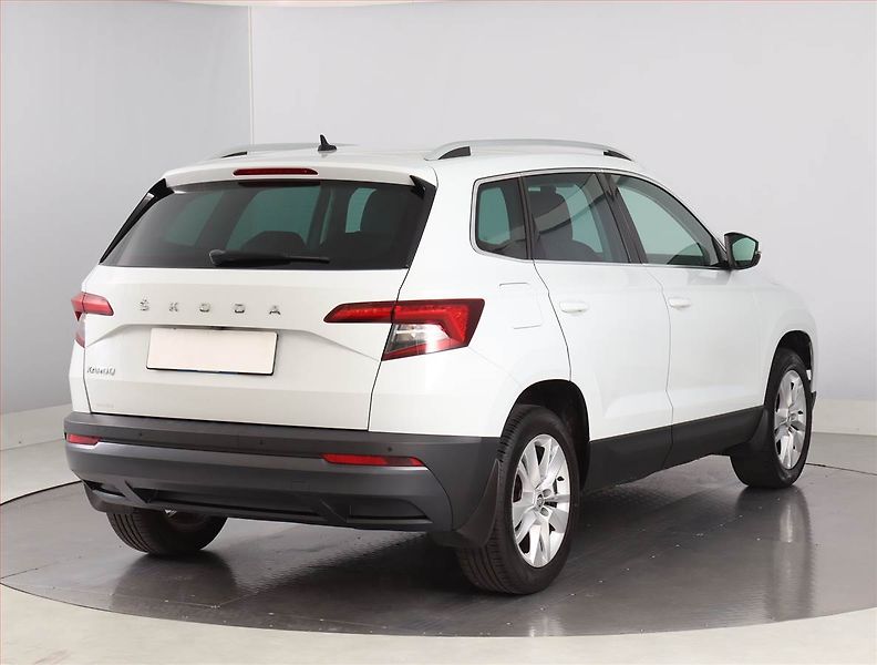 Škoda Karoq (2019) Style Plus 1.5 TSI - fotka 5 z 24