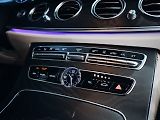 Mercedes-Benz Třídy E E 400d 4MATIC AMG - TOP - náhled 9