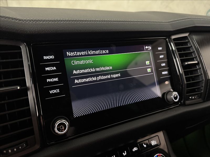 Škoda Kodiaq 2,0 TDi  DSG Sportline Virtual - fotka 41 z 47