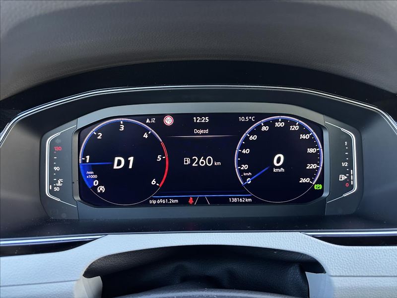 Volkswagen Passat 2,0 TDI 147kW 4MOT DSG - fotka 22 z 31