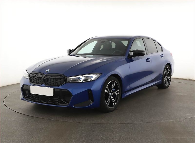 BMW Řada 3 (2023) M340d xDrive - fotka 2 z 20