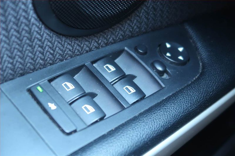 BMW Řada 3 (2012) 320 d xDrive, 4X4, Automat - fotka 16 z 26