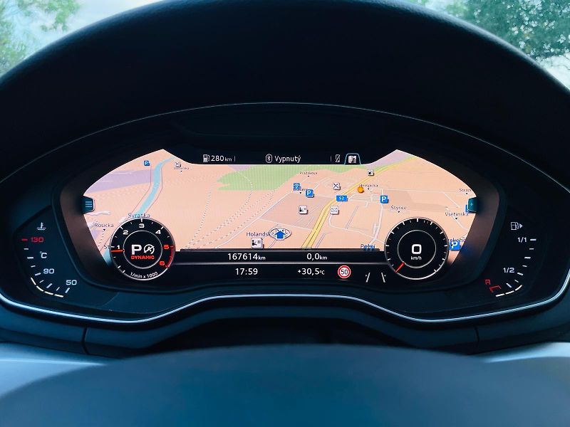 Audi A4 3.0TDI AUT KAMERA SERVISKA  - fotka 55 z 60