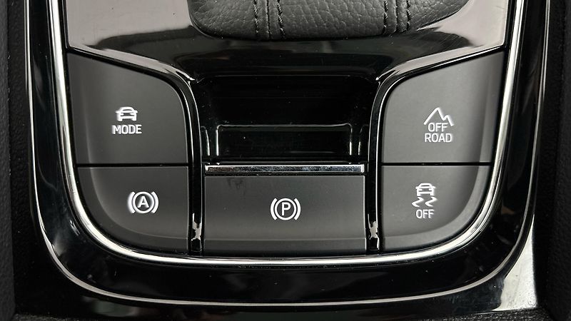 Škoda Kodiaq 2.0 TDI DSG 4x4 L&K - fotka 28 z 35