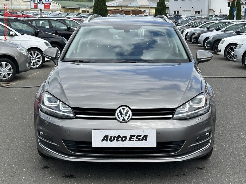 Volkswagen Golf (2016) 1.4 TSi, Highline, bixen - fotka 2 z 17