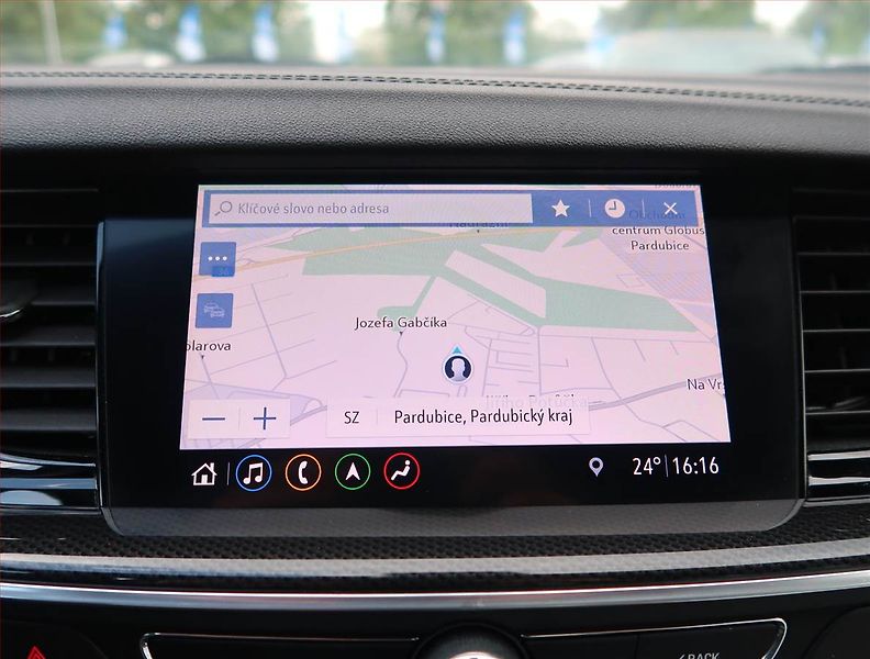 Opel Insignia (2020) 2.0 Turbo , Automat - fotka 17 z 23