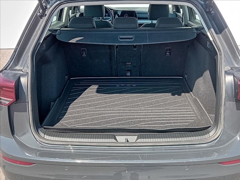 Volkswagen Golf Variant 1,0 TSi 81kW LIFE  REZERVACE 8 - fotka 11 z 22
