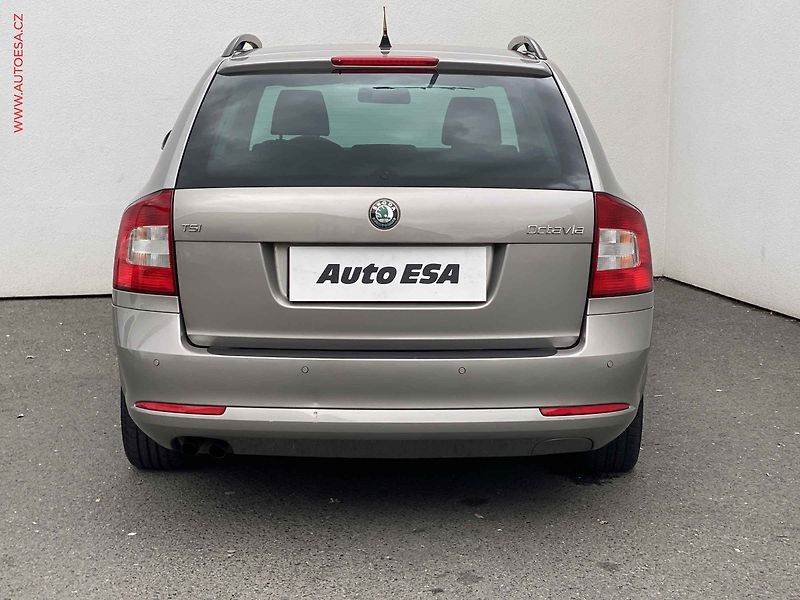 Škoda Octavia (2011) 1.4 TSi, Ambition, +kola - fotka 5 z 18