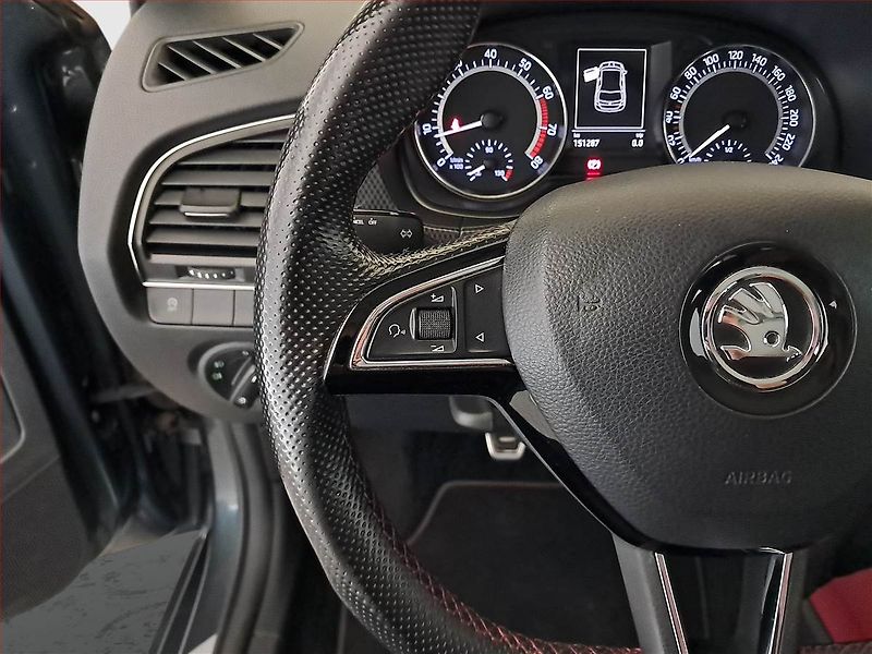 Škoda Fabia (2017) Monte Carlo 1.2 TSI - fotka 19 z 22