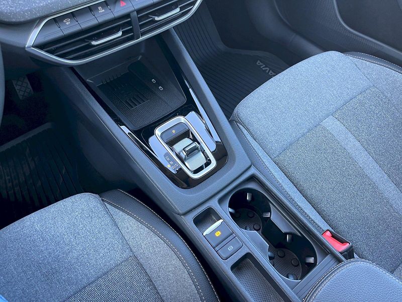 Škoda Octavia (2025) Top Selection 1.5 TSI 110kW MH - fotka 12 z 35