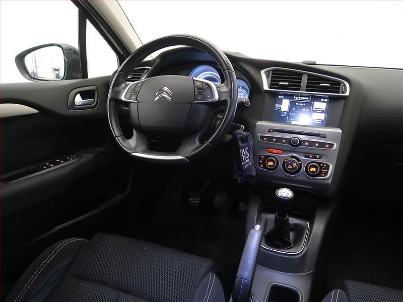 Citroën C4 (2016) 1.2 PureTech, Serv.kniha - fotka 7 z 12