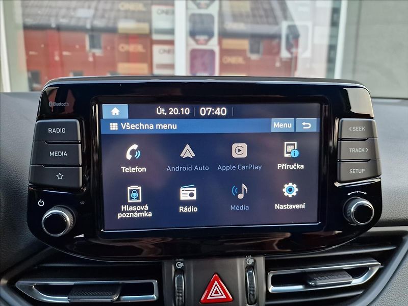 Hyundai i30 1.0 T-Gdi Family Smart Kombi - fotka 26 z 50