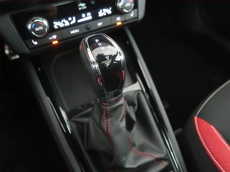 Škoda Scala (2022) Monte Carlo 1.0 TSI, Automat - fotka 13 z 28