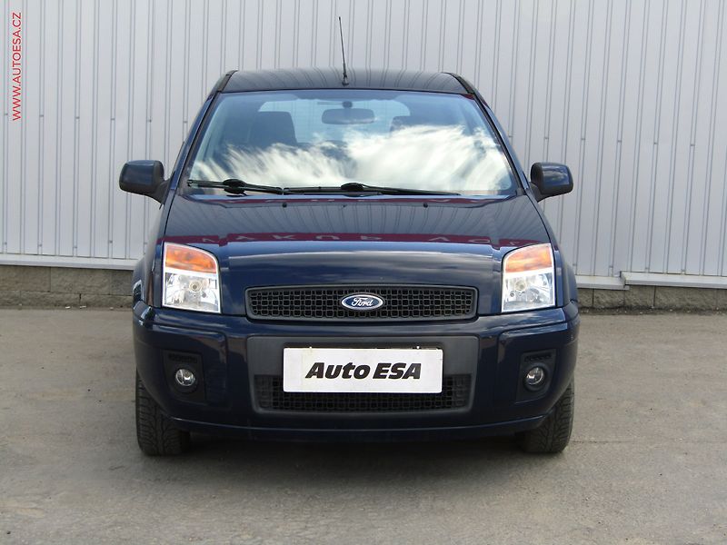 Ford Fusion (2010) 1.4i, 1.maj,ČR, AC - fotka 2 z 14