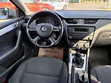 Škoda Octavia Kombi 1.6TDi 77kW 4x4 ELEGANCE - náhled 16
